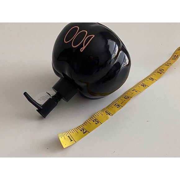 Rae Dunn “BOO” Black Pumpkin Soap Lotion Dispenser Halloween 2022 NEW - Picture 4 of 7